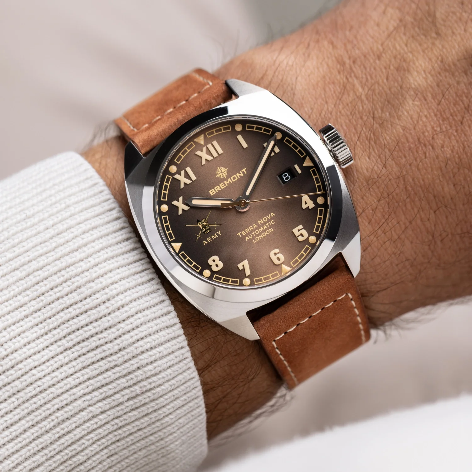 HMAF Terra Nova 40.5mm Date Leather Strap - Image 6